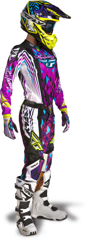 FLY-2012-Kinetic-Girls